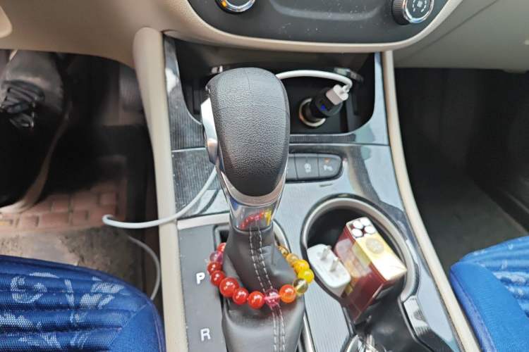 Used Buick Verano 2017 Sedan 15S Automatic Leading Model Gear Lever