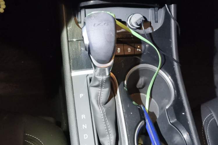 Used Buick Verano 2017 Sedan 20T Dual-Clutch Leading Model Gear Lever