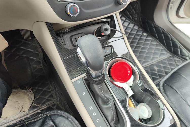 Used Buick Verano 2017 Sedan 15S Automatic Leading Model Gear Lever