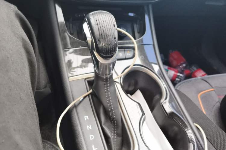 Used Buick Verano 2017 Sedan 20T Dual-Clutch Leading Model Gear Lever