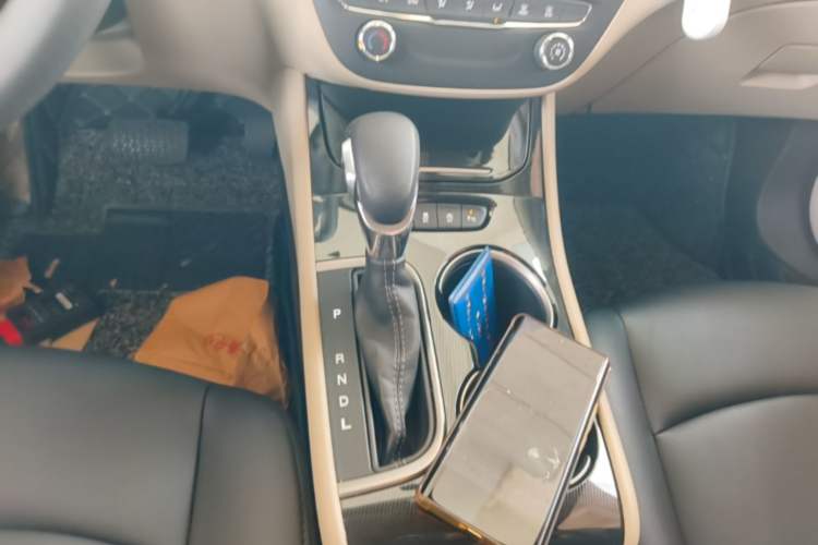 Used Buick Verano 2017 Sedan 15S Automatic Entry Model Gear Lever