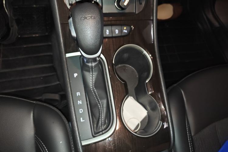 Used Buick Verano 2017 Sedan 20T Dual-Clutch Leading Model Gear Lever
