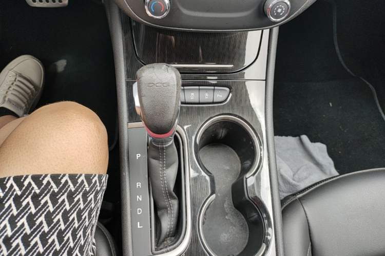 Used Buick Verano 2017 Sedan 20T Dual-Clutch Leading Model Gear Lever