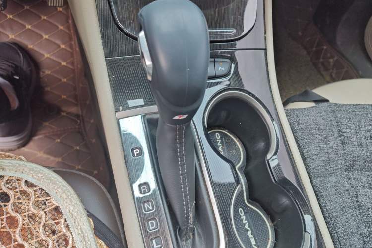 Used Buick Verano 2017 Sedan 15S Automatic Leading Model Gear Lever