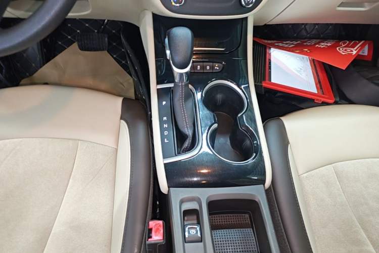 Used Buick Verano 2017 Sedan 15S Automatic Leading Model Gear Lever