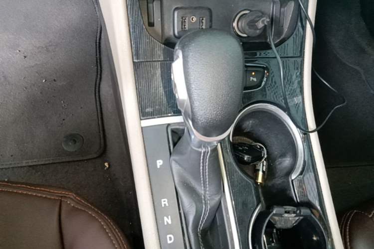 Used Buick Verano 2017 Sedan 15S Automatic Leading Model Gear Lever