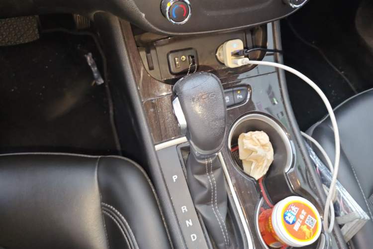 Used Buick Verano 2017 Sedan 20T Dual-Clutch Leading Model Gear Lever
