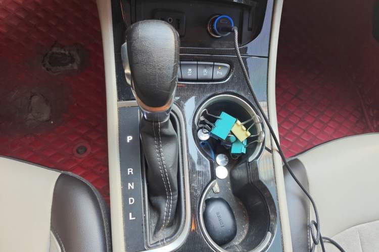 Used Buick Verano 2017 Sedan 15S Automatic Leading Model Gear Lever