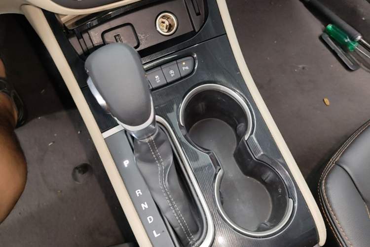 Used Buick Verano 2017 Sedan 15S Automatic Entry Model Gear Lever