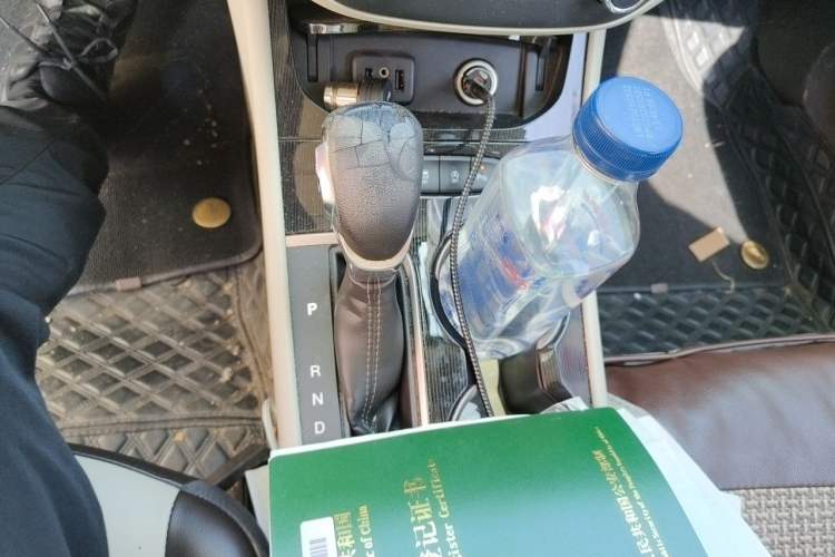 Used Buick Verano 2017 Sedan 15S Automatic Leading Model Gear Lever