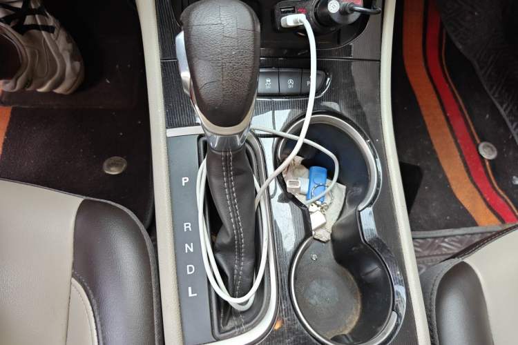 Used Buick Verano 2017 Sedan 15S Automatic Leading Model Gear Lever
