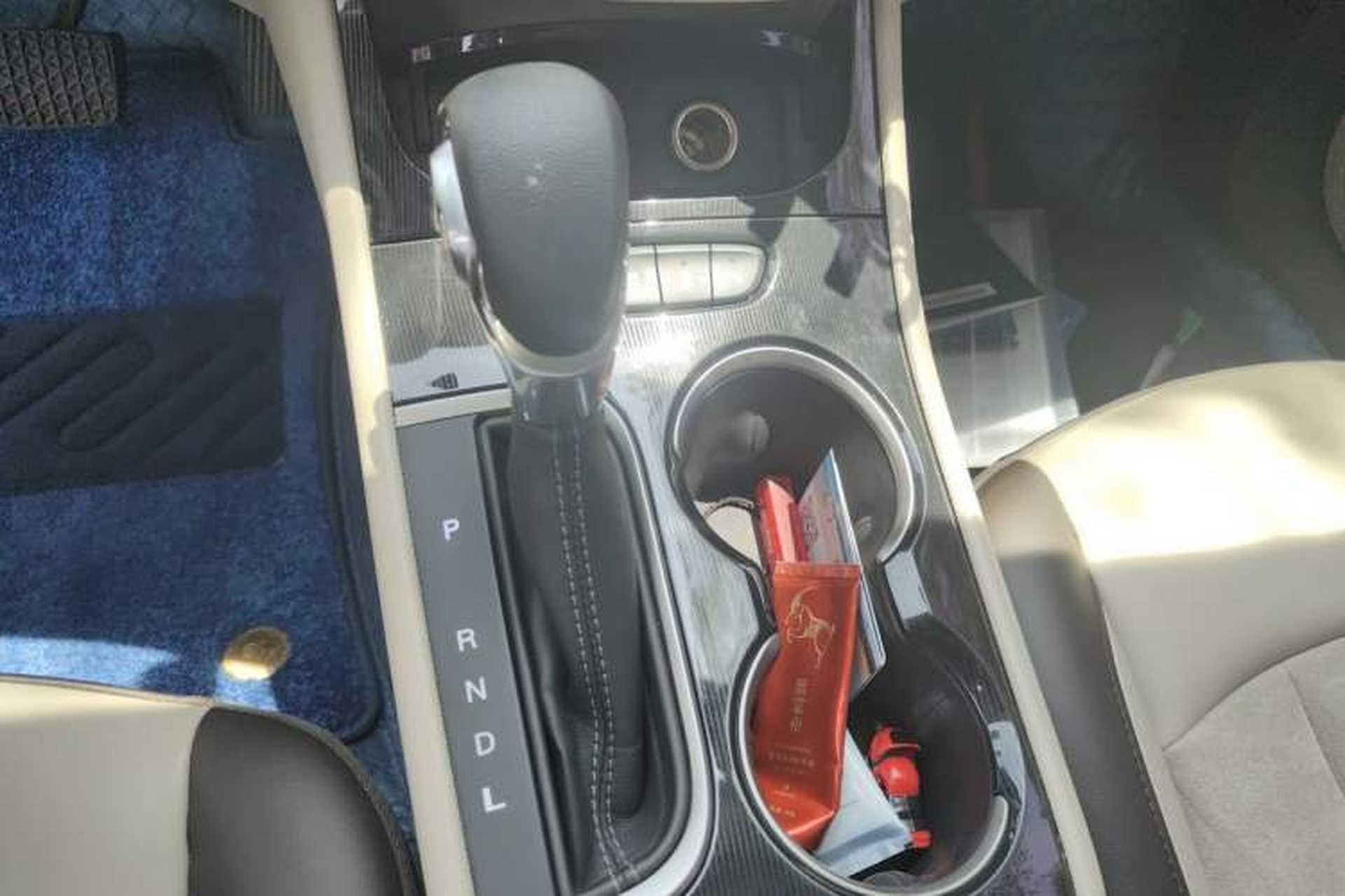 Used Buick Verano 2017 Sedan 15S Automatic Leading Model Gear Lever