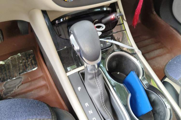 Used Buick Verano 2017 Sedan 15S Automatic Entry Model Gear Lever