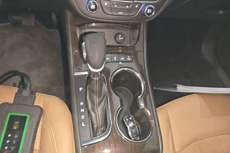 Used Buick Verano 2017 Sedan 20T Dual-Clutch Flagship Model Gear Lever