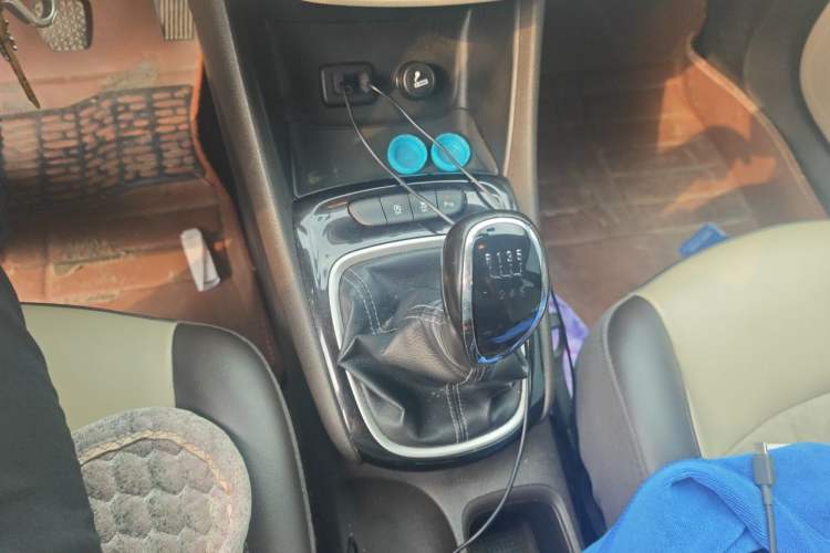 Used Buick Verano 2017 Sedan 15S Manual Leading Model Gear Lever