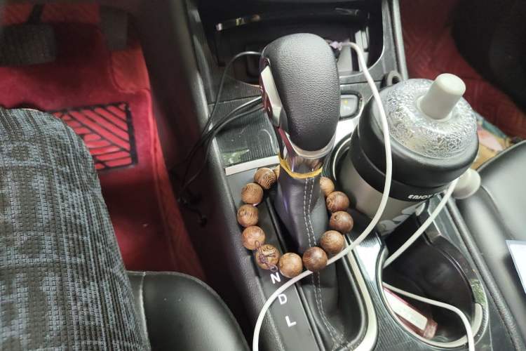 Used Buick Verano 2017 Sedan 20T Dual-Clutch Leading Model Gear Lever
