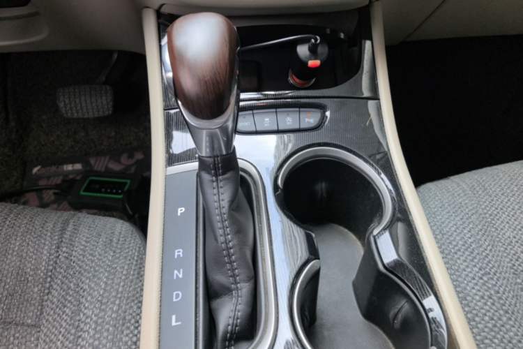 Used Buick Verano 2017 Sedan 15S Automatic Entry Model Gear Lever