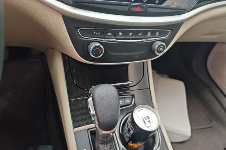 Used Buick Verano 2017 Sedan 15S Automatic Entry Model Gear Lever
