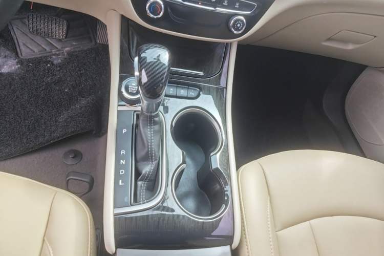 Used Buick Verano 2017 Sedan 15S Automatic Entry Model Gear Lever