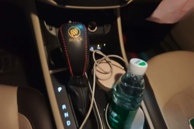 Used Buick Verano 2017 Sedan 15S Automatic Leading Model Gear Lever