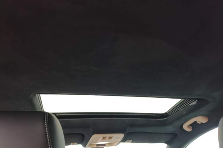 Used Buick Verano 2017 Sedan 20T Dual-Clutch Elite Model Headliner