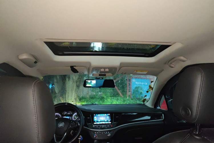 Used Buick Verano 2017 Sedan 20T Dual-Clutch Leading Model Headliner