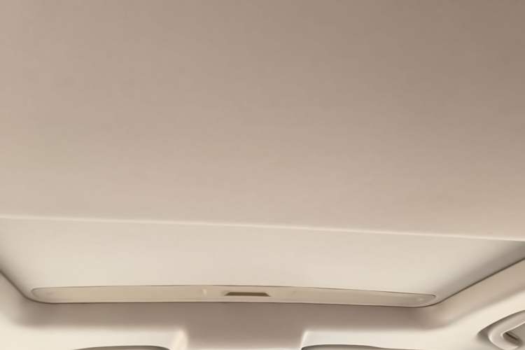Used Buick Verano 2017 Sedan 20T Dual-Clutch Leading Model Headliner