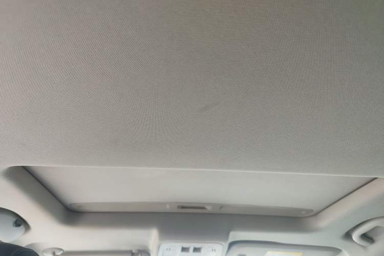 Used Buick Verano 2017 Sedan 20T Dual-Clutch Elite Model Headliner