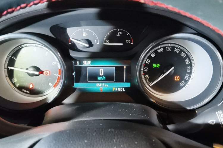 Used Buick Verano 2017 Sedan 20T Dual-Clutch Leading Model Instrument Cluster