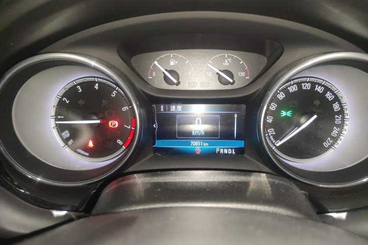 Used Buick Verano 2017 Sedan 20T Dual-Clutch Leading Model Instrument Cluster