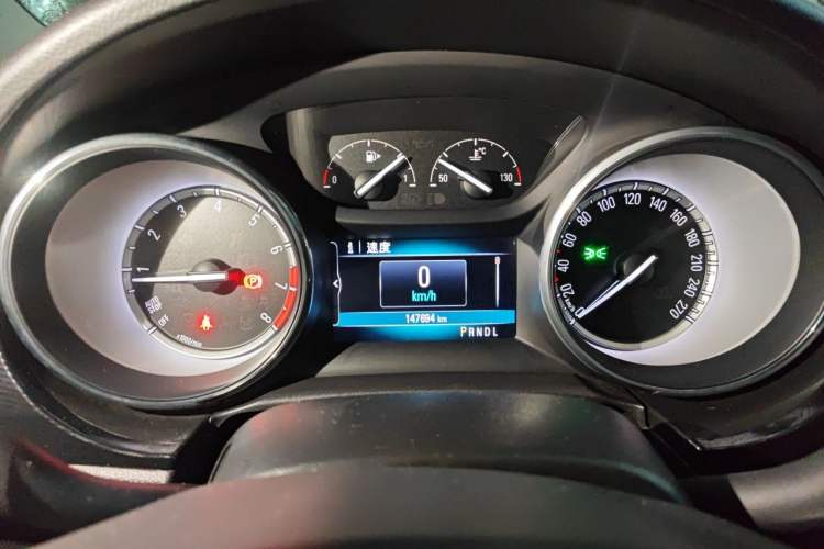 Used Buick Verano 2017 Sedan 20T Dual-Clutch Leading Model Instrument Cluster