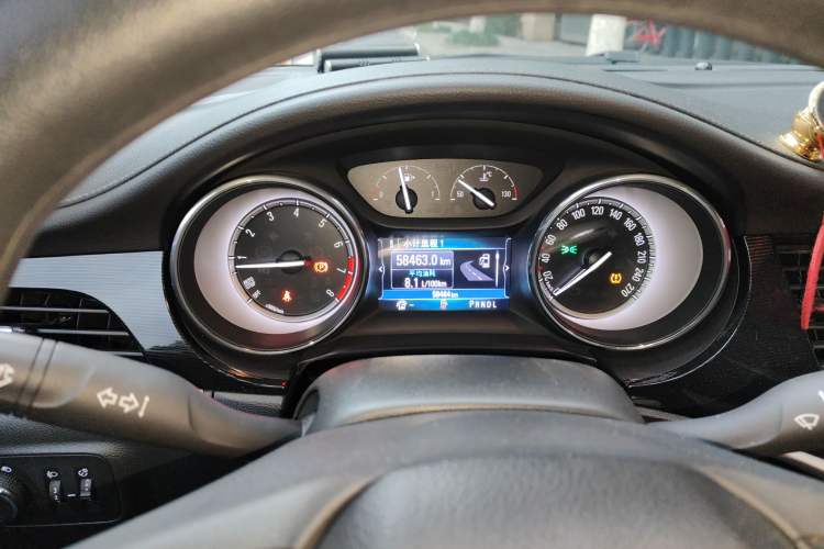 Used Buick Verano 2017 Sedan 20T Dual-Clutch Leading Model Instrument Cluster