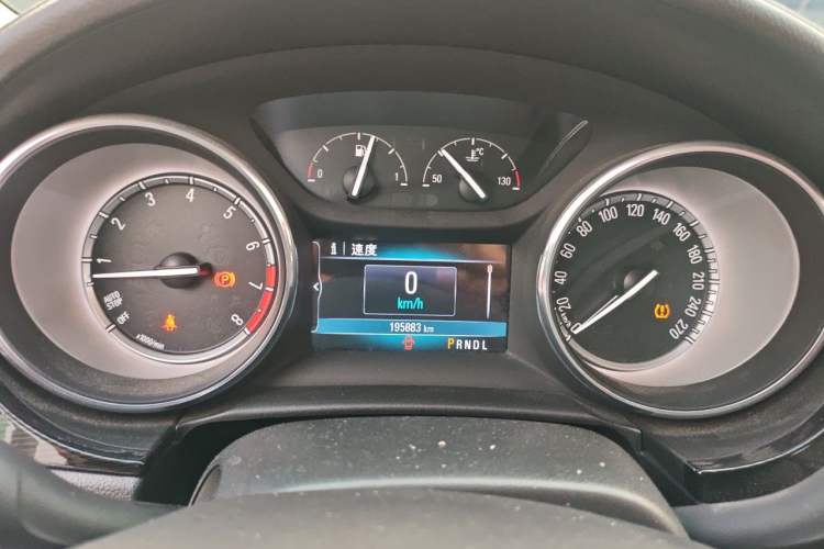 Used Buick Verano 2017 Sedan 20T Dual-Clutch Leading Model Instrument Cluster
