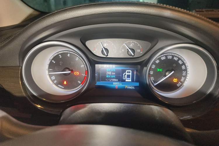 Used Buick Verano 2017 Sedan 20T Dual-Clutch Leading Model Instrument Cluster