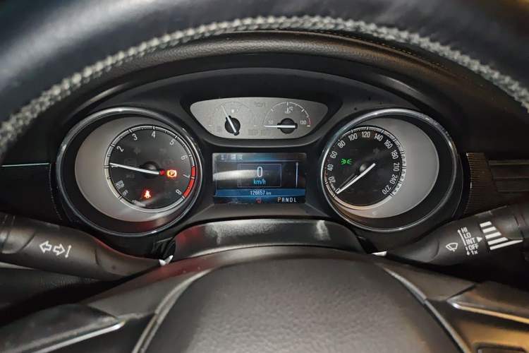 Used Buick Verano 2017 Sedan 20T Dual-Clutch Leading Model Instrument Cluster