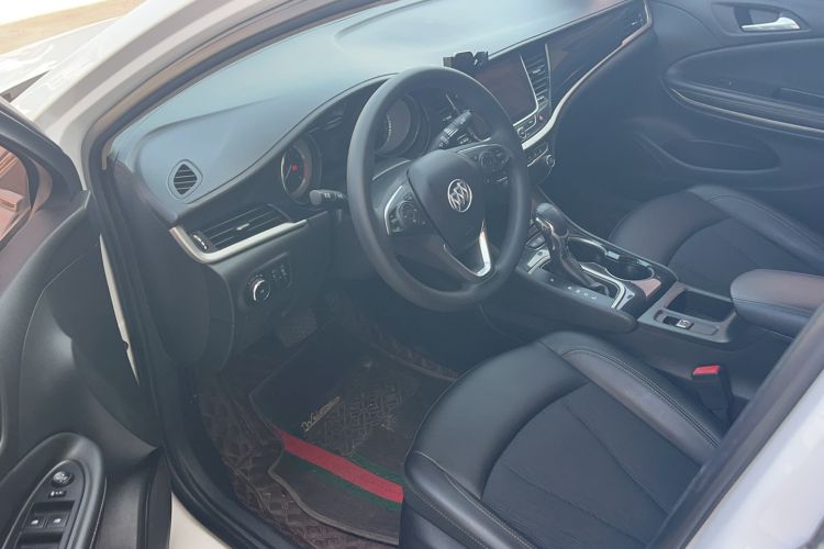 Used Buick Verano 2017 Sedan 20T Dual-Clutch Leading Model Interior 1