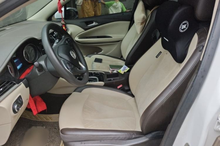 Used Buick Verano 2017 Sedan 15S Automatic Leading Model Interior 1