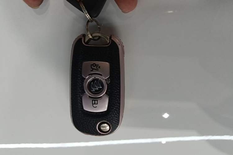 Used Buick Verano 2017 Sedan 15S Automatic Entry Model Interior 1