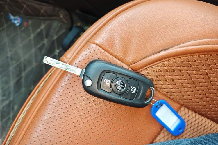 Used Buick Verano 2017 Sedan 15S Automatic Entry Model Interior 1
