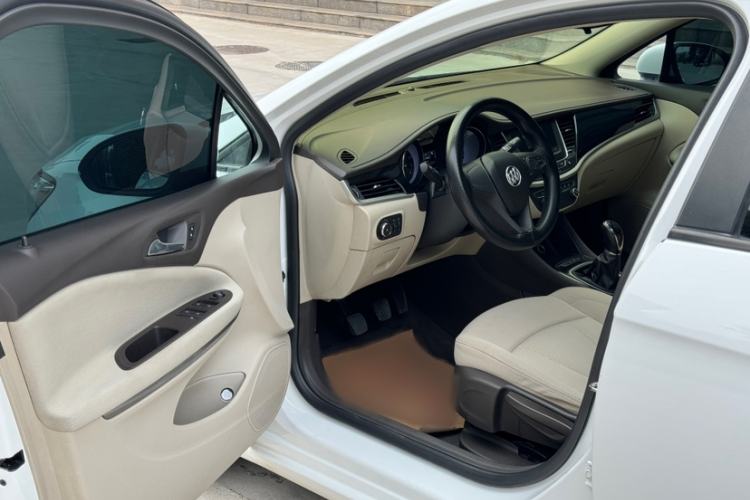 Used Buick Verano 2017 Sedan 15S Manual Entry-Level Model Interior 2