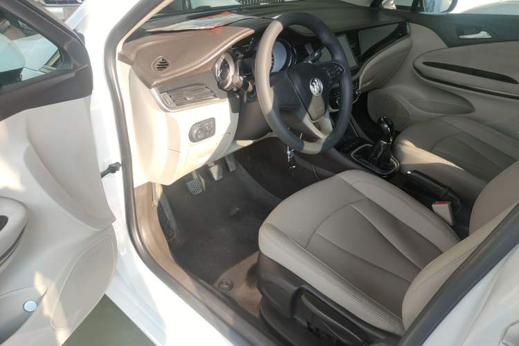 Used Buick Verano 2017 Sedan 15S Manual Entry-Level Model Interior 2