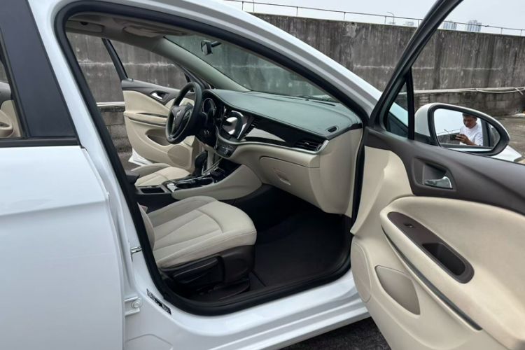 Used Buick Verano 2017 Sedan 15S Automatic Entry Model Interior 3