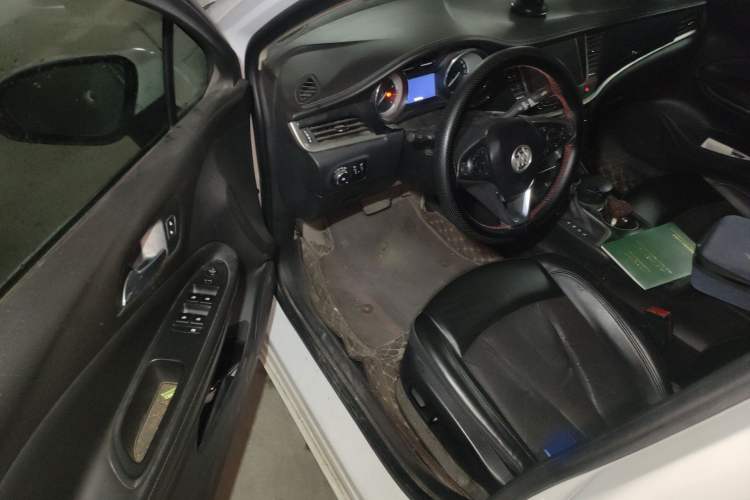 Used Buick Verano 2017 Sedan 20T Dual-Clutch Elite Model Interior 3