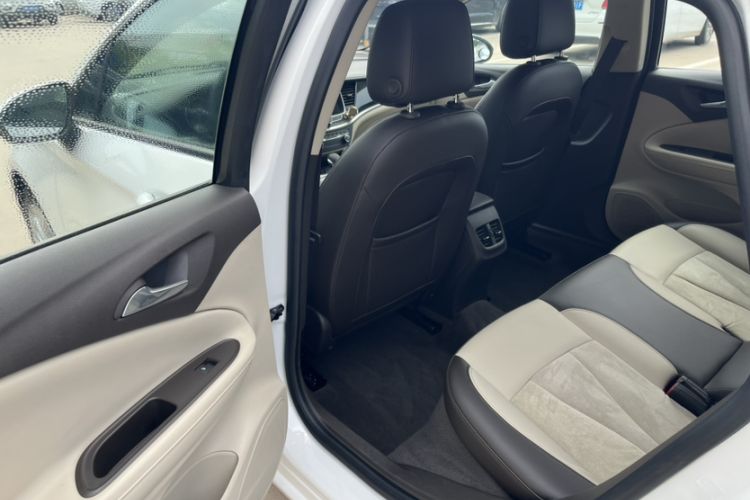 Used Buick Verano 2017 Sedan 15S Automatic Leading Model Interior 4