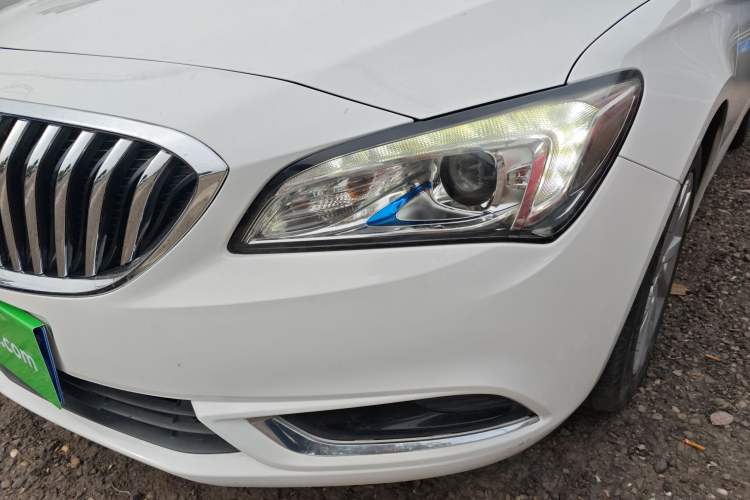 Used Buick Verano 2017 Sedan 15S Automatic Leading Model Left Front Headlight