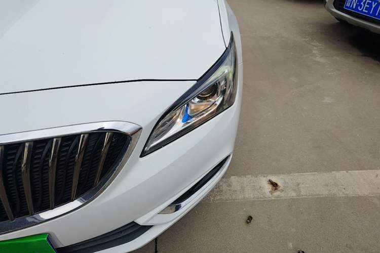 Used Buick Verano 2017 Sedan 15S Automatic Leading Model Left Front Headlight