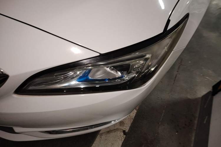 Used Buick Verano 2017 Sedan 15S Automatic Entry Model Left Front Headlight