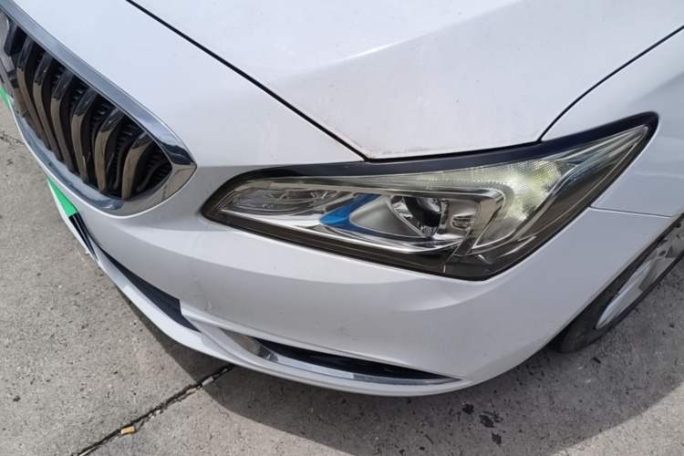 Used Buick Verano 2017 Sedan 15S Automatic Leading Model Left Front Headlight
