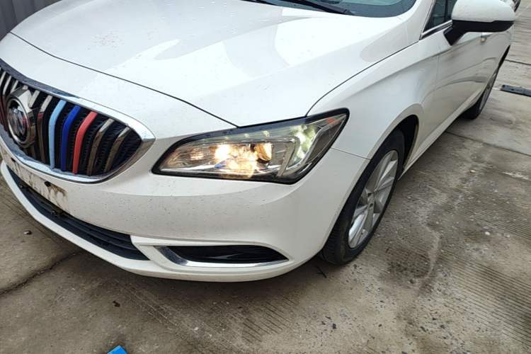 Used Buick Verano 2017 Sedan 15S Automatic Leading Model Left Front Headlight