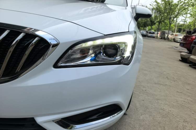 Used Buick Verano 2017 Sedan 15S Automatic Entry Model Left Front Headlight